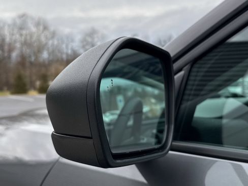 New 2026 Ford Explorer Active w/ Active Comfort Package image 24