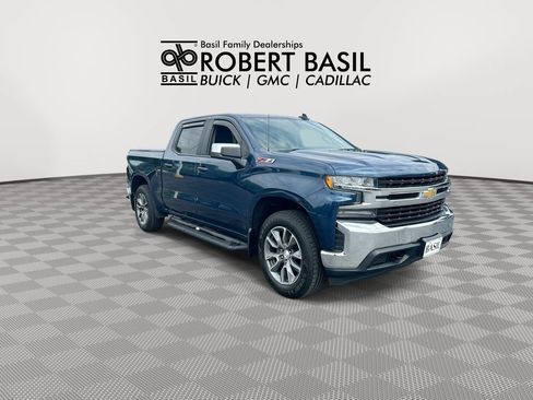 Used 2019 Chevrolet Silverado 1500 LT w/ All-Star Edition AWD/4WD image 2