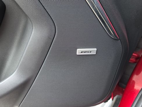 Used 2025 GMC Yukon Denali w/ Denali Reserve Package image 20