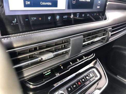 Used 2024 Lincoln Corsair Reserve w/ Equipment Group 201A image 19