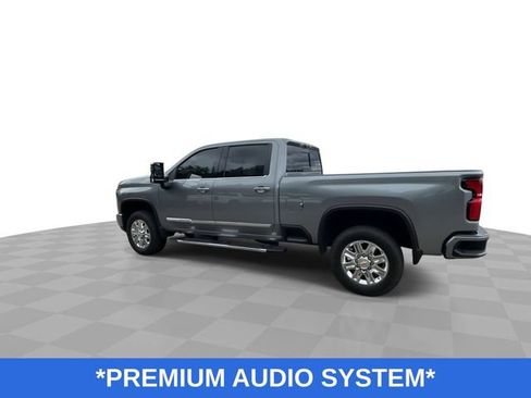 Used 2024 Chevrolet Silverado 2500 High Country w/ Technology Package AWD/4WD image 7