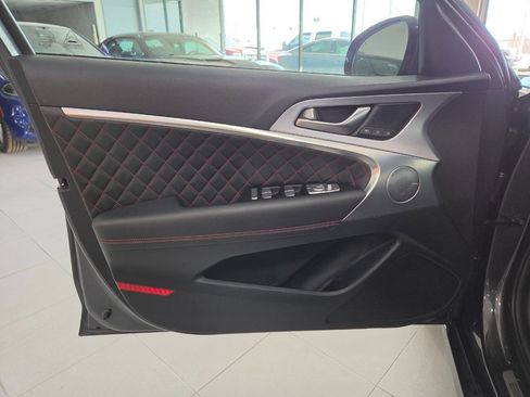 Used 2020 Genesis G70 3.3T w/ Sport Package image 14