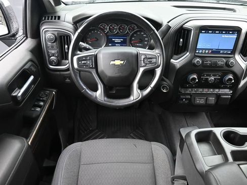 Used 2021 Chevrolet Silverado 1500 LT AWD/4WD image 10