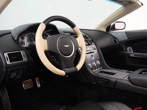 Used 2008 Aston Martin DB9 Volante RWD image 13