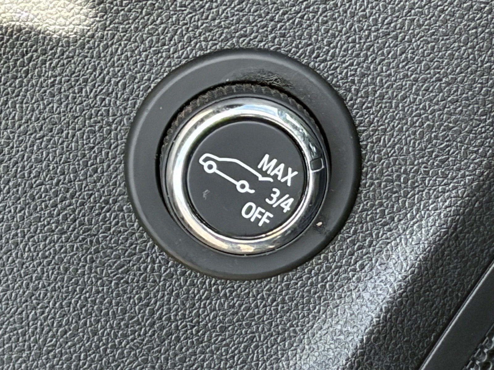 Used 2023 Buick Envision Preferred FWD image 18