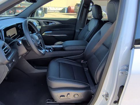 New 2026 Chevrolet Traverse LT w/ Driver Confidence Package image 12