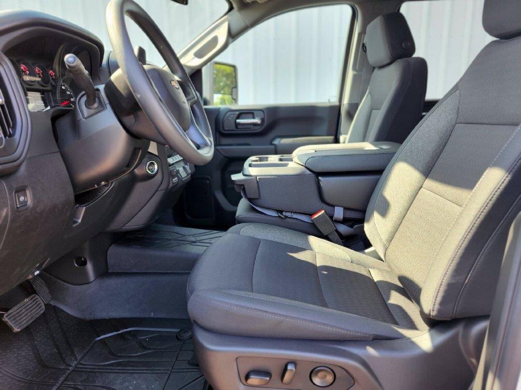 New 2026 Chevrolet Silverado 2500 Custom w/ Custom Convenience Package AWD/4WD image 16