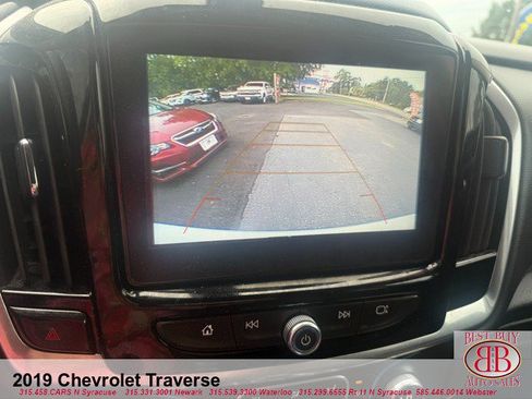 Used 2019 Chevrolet Traverse LT FWD image 10