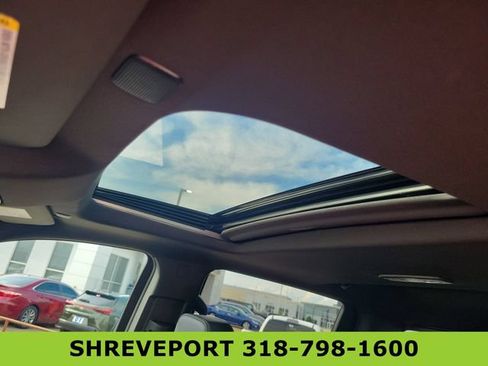 Used 2025 GMC Sierra 1500 AT4 w/ AT4 Premium Package AWD/4WD image 15