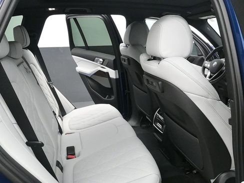 Used 2023 BMW X5 xDrive40i w/ Premium Package image 25