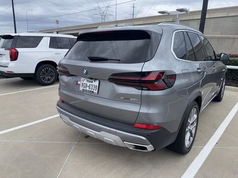 Used 2024 BMW X5 sDrive40i w/ Premium Package image 3