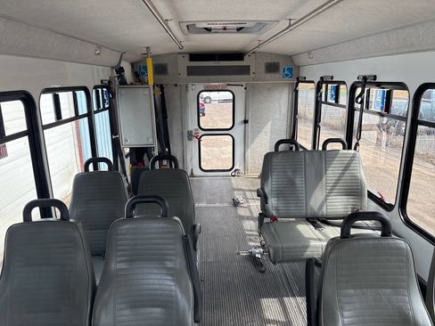 Used 2019 Ford E-450 and Econoline 450 Super Duty w/ Shuttle Bus Prep Package image 10