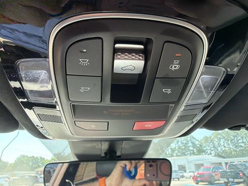 Used 2023 Hyundai Santa Fe Calligraphy AWD/4WD image 23