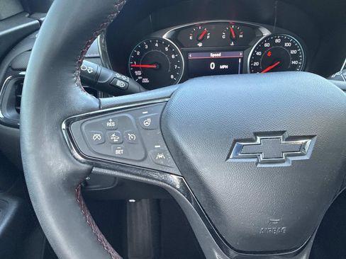 Used 2023 Chevrolet Equinox RS w/ RS Leather Package FWD image 15