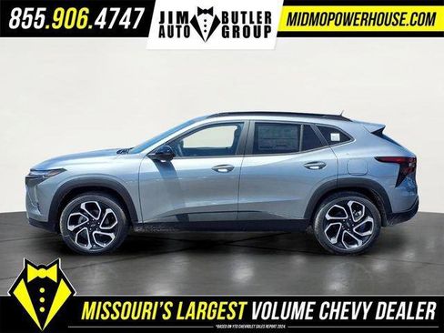 New 2026 Chevrolet Trax RS w/ Driver Confidence Package FWD image 14