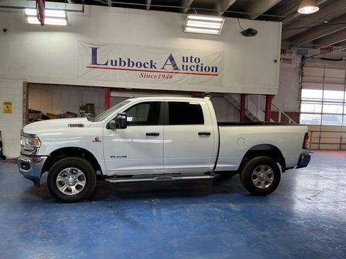Used 2024 RAM 2500 Big Horn w/ Off Road Package AWD/4WD image 2
