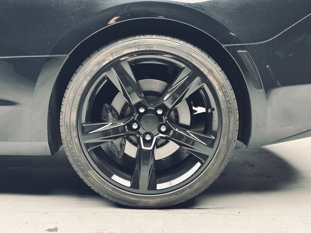 Used 2018 Chevrolet Camaro SS RWD image 39
