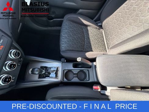 Used 2025 Mitsubishi Outlander Sport ES AWD/4WD image 25
