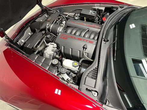 Used 2006 Chevrolet Corvette Convertible w/ Preferred Equipment Group image 4
