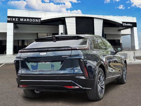 Certified 2024 Cadillac Lyriq Sport AWD/4WD image 4