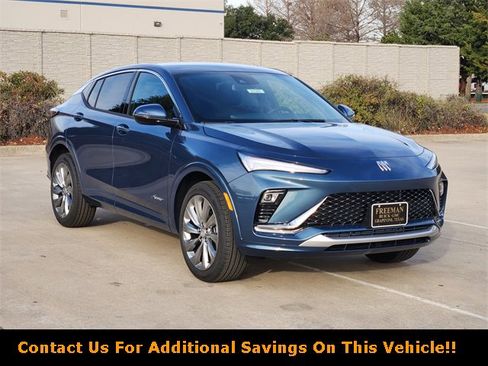 New 2026 Buick Envista Avenir image 2