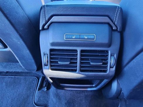 Used 2017 Land Rover Range Rover Evoque SE Premium image 16