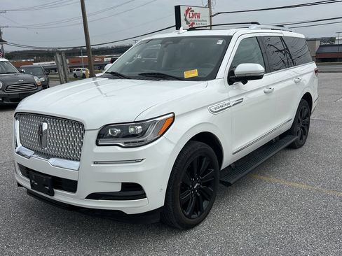 Used 2022 Lincoln Navigator Reserve AWD/4WD image 1