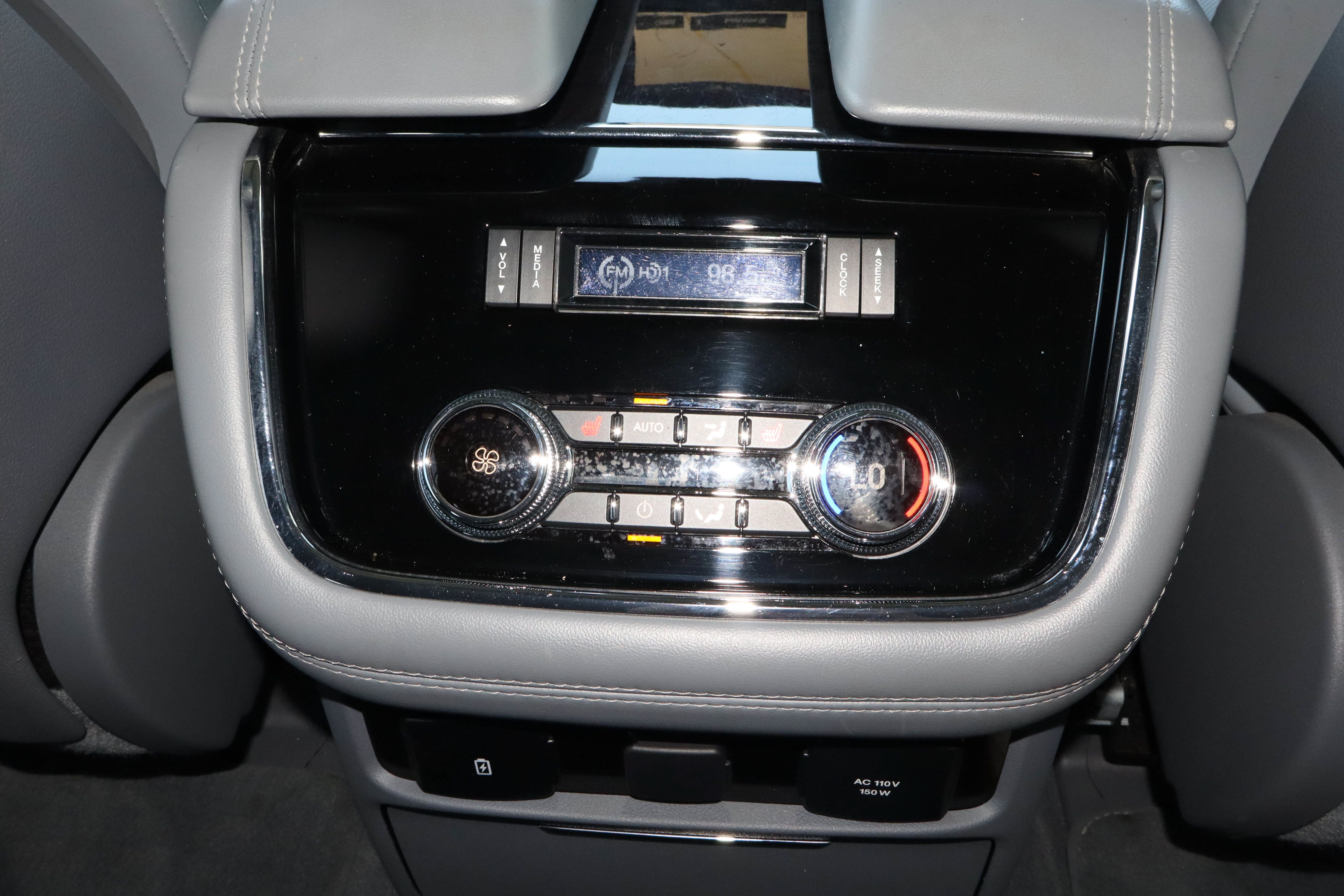 Used 2021 Lincoln Navigator Reserve AWD/4WD image 22