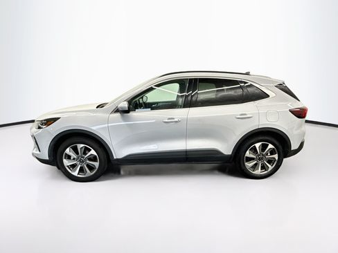 Used 2025 Ford Escape Platinum AWD/4WD image 4
