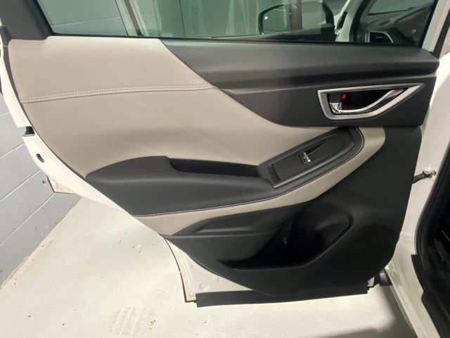 Used 2023 Subaru Forester Limited AWD/4WD image 7