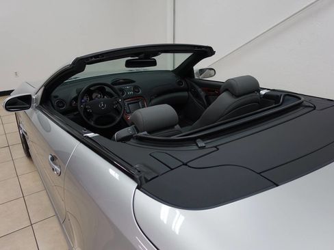Used 2004 Mercedes-Benz SL 55 AMG image 6