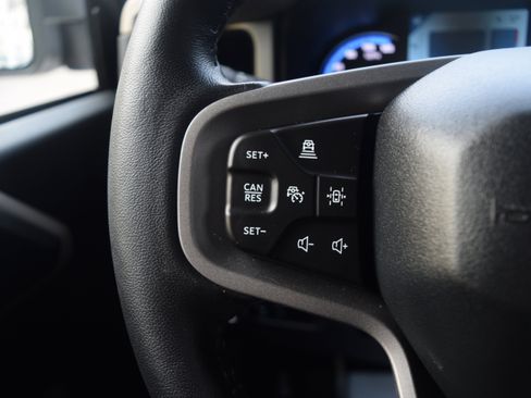 Used 2023 Ford Bronco Wildtrak image 6