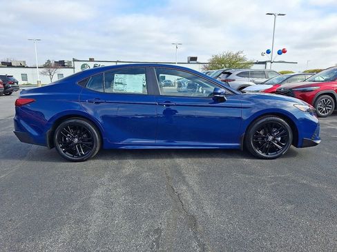 New 2026 Toyota Camry SE w/ Convenience Package FWD image 8