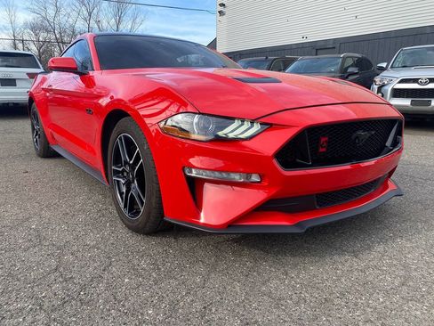 Used 2021 Ford Mustang GT image 4