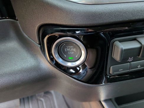 New 2026 GMC Sierra 1500 SLT AWD/4WD image 25