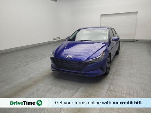 Used 2023 Hyundai Elantra SEL w/ Preferred Accessory Package FWD image 1