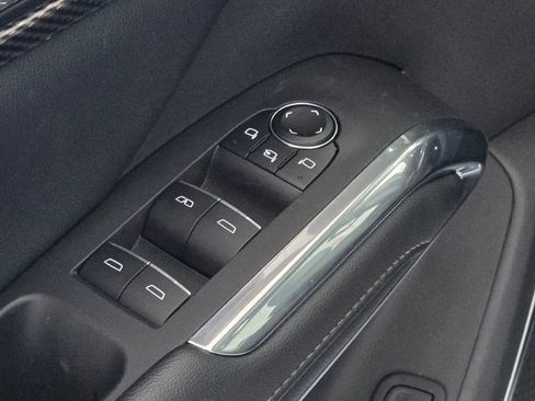 Certified 2025 Chevrolet Traverse High Country w/ LPO, Floor Liner Package AWD/4WD image 22