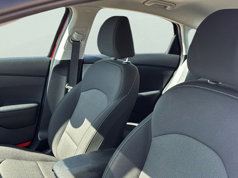 Used 2023 Kia Forte LXS image 23