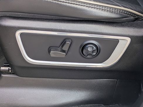 Used 2021 RAM 1500 Laramie image 16