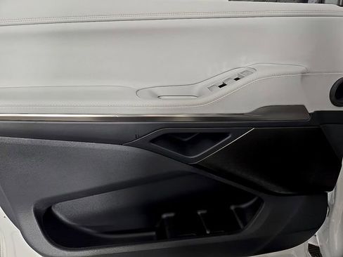 New 2025 Lincoln Navigator L Black Label image 13