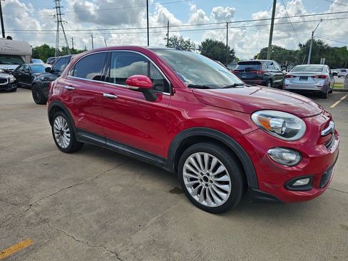 Used 2016 FIAT 500X Lounge FWD image 3