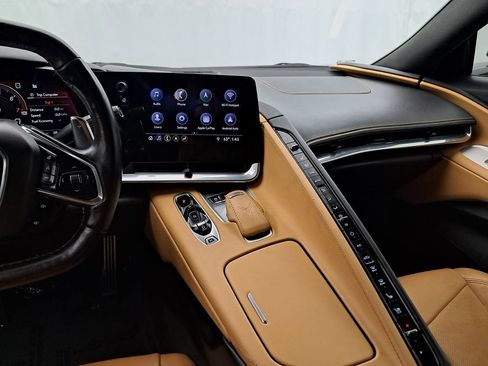 Used 2020 Chevrolet Corvette 2LT w/ 2LT Preferred Equipment Group image 24