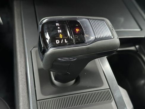 New 2026 GMC Hummer EV SUV image 28