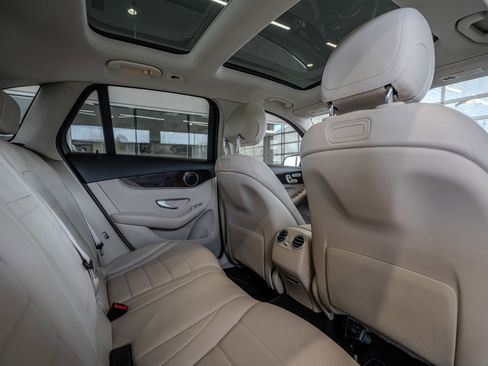 Used 2018 Mercedes-Benz GLC 300 GLC 300 image 27