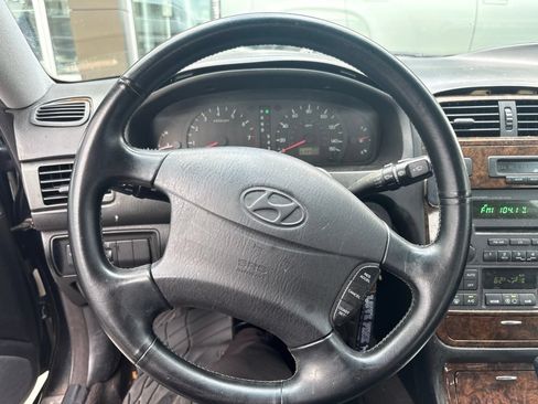 Used 2001 Hyundai XG300 FWD image 7
