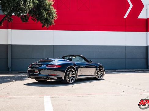 Used 2018 Porsche 911 Carrera RWD image 20