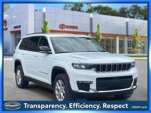 Used 2023 Jeep Grand Cherokee L Limited AWD/4WD image 1