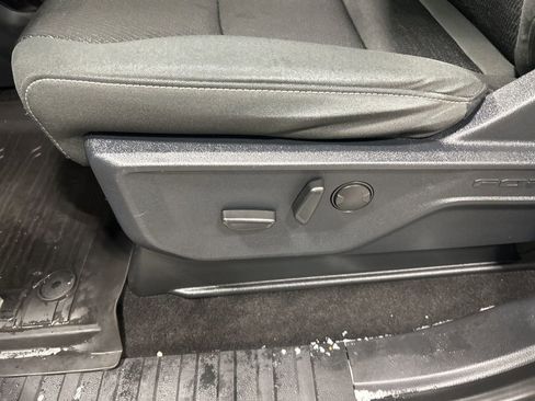 Used 2022 Ford F150 XLT w/ Equipment Group 302A High image 11