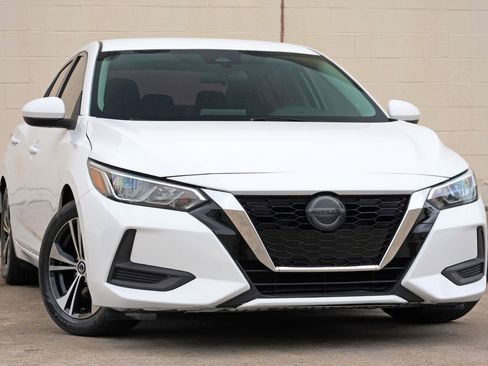 Used 2022 Nissan Sentra SV w/ All-Weather Package FWD image 2