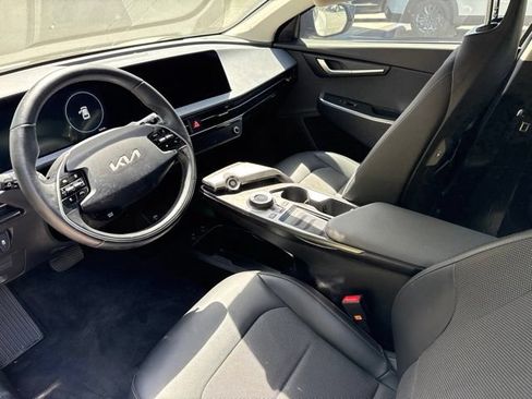Used 2024 Kia EV6 Light RWD image 4